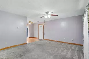 5401 Spire Ln, Columbus, OH 43232 - Photo 6