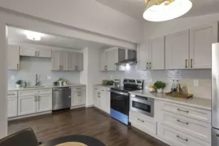 157 N Kellner Rd, Columbus, OH 43209 - Photo 1