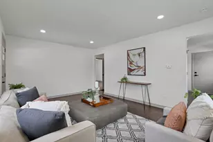 157 N Kellner Rd, Columbus, OH 43209 - Photo 8