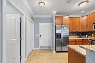 925 Ingleside Ave, Columbus, OH 43215 - Photo 4