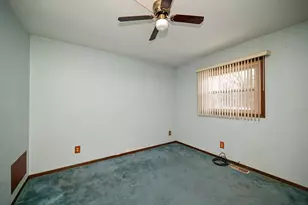 819 Laura Dr, Marion, OH 43302 - Photo 22