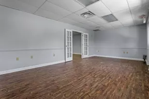 967 Worthington Woods Loop Rd, Columbus, OH 43085 - Photo 14