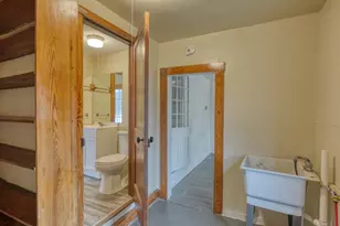 240 E Main St, Quaker City, OH 43773 - Photo 8