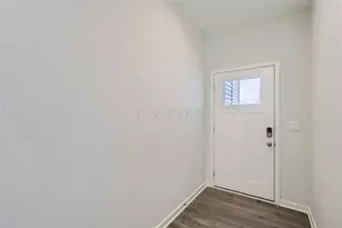 6371 Marinelli Dr N, Columbus, OH 43228 - Photo 4