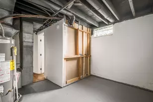 2585 Eakin Rd, Columbus, OH 43204 - Photo 36