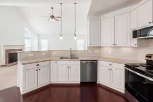 1327 Donahey St, Columbus, OH 43235 - Photo 22