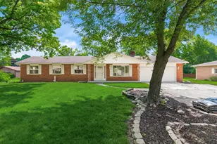 5166 Southern Grove Dr, Grove City, OH 43123 - Photo 1