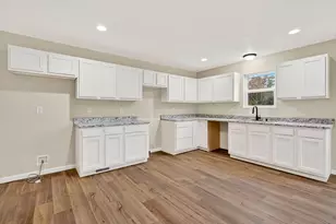 358 Elm St, New Straitsville, OH 43766 - Photo 12