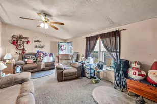 110 Inah Ave, Columbus, OH 43228 - Photo 2