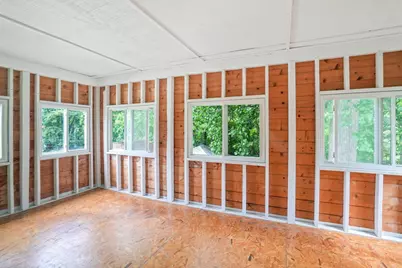 126 Erie Road, Columbus, OH 43214 - Photo 32