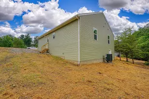 353 Elm St, New Straitsville, OH 43766 - Photo 34