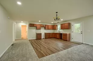 353 Elm St, New Straitsville, OH 43766 - Photo 10