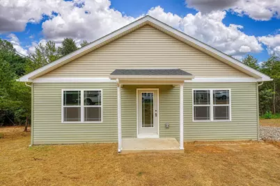 353 Elm Street, New Straitsville, OH 43766 - Photo 2