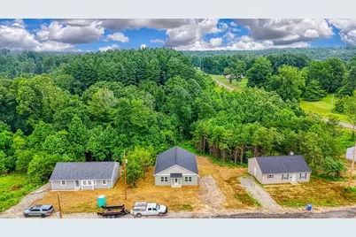 353 Elm Street, New Straitsville, OH 43766 - Photo 4