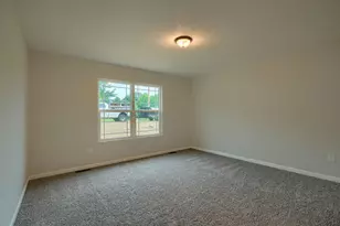 353 Elm St, New Straitsville, OH 43766 - Photo 18