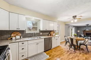 65 Yorkshire Rd, Delaware, OH 43015 - Photo 8