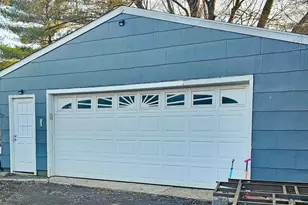 1605 Greenville Rd, Columbus, OH 43223 - Photo 2