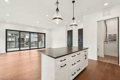 2867 Kobuk Drive #204, Columbus, OH 43228 - Photo 10