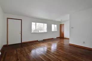 1046 Northridge Rd, Columbus, OH 43224 - Photo 6