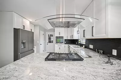 1050 Lake View Drive, Zanesville, OH 43701 - Photo 10