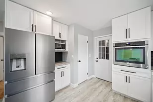 1050 Lake View Dr, Zanesville, OH 43701 - Photo 12