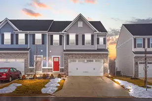 3810 Coach Trl, Grove City, OH 43123 - Photo 2