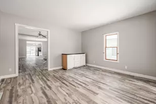 269 W 8th St, Marysville, OH 43040 - Photo 16