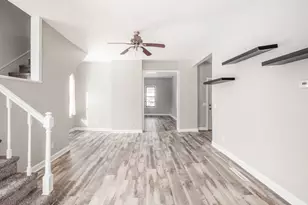 269 W 8th St, Marysville, OH 43040 - Photo 6