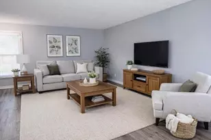 5778 Lucinda Ct, Columbus, OH 43232 - Photo 2