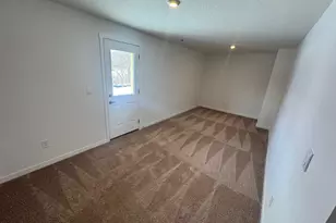 160 Dusky Willow Dr, Reynoldsburg, OH 43068 - Photo 16