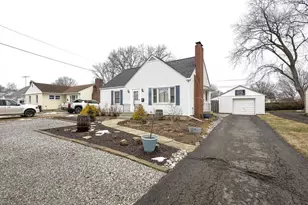 222 Bachmann Ave, Newark, OH 43055 - Photo 2