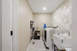 1051 Beehive Grv, Grove City, OH 43123 - Photo 54