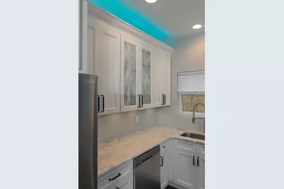 1340 E Oak Street, Columbus, OH 43205 - Photo 16