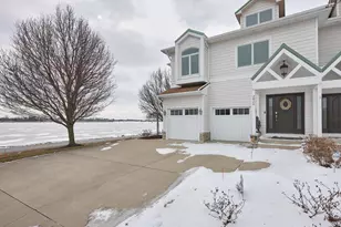 2820 N Noreaster Cove Dr, Port Clinton, OH 43452 - Photo 2
