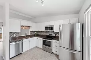 4151 Berryfield Dr, Columbus, OH 43230 - Photo 8