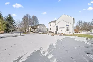 2073 Parklawn Dr, Lewis Center, OH 43035 - Photo 32