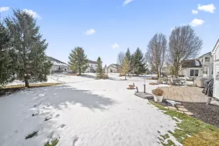 2073 Parklawn Dr, Lewis Center, OH 43035 - Photo 30