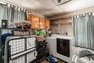 1735 Dyer Rd, Grove City, OH 43123 - Photo 14