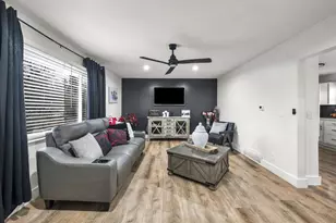 3623 Agler Rd, Columbus, OH 43219 - Photo 6