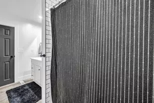 3623 Agler Rd, Columbus, OH 43219 - Photo 26