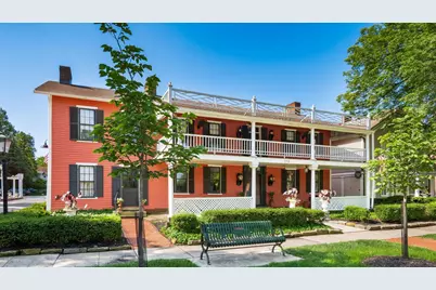 313 E Broadway E, Granville, OH 43023 - Photo 2