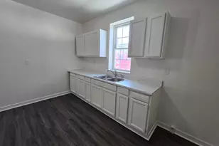 813 Marietta St, Zanesville, OH 43701 - Photo 10