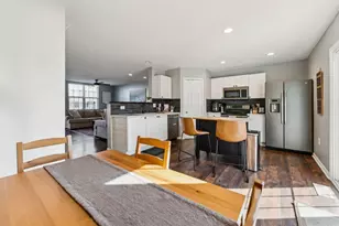 7255 Colonial Affair Dr, New Albany, OH 43054 - Photo 12