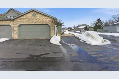 5698 Blendon Place Drive #74E, Columbus, OH 43230 - Photo 4