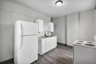 365 S Eureka Ave, Columbus, OH 43204 - Photo 12