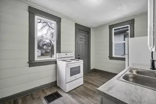 365 S Eureka Ave, Columbus, OH 43204 - Photo 10