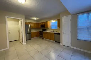 392 Old Ivory Ct, Blacklick, OH 43004 - Photo 4