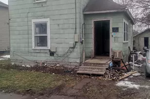 329 Mound St, Marion, OH 43302 - Photo 1