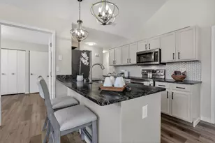 1317 Amberlea Dr W, Columbus, OH 43230 - Photo 12