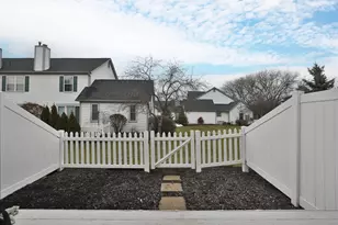 2208 Victoria Park Dr, Columbus, OH 43235 - Photo 30